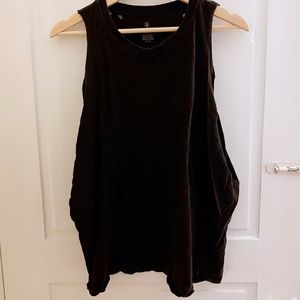 Oversized Volcom cut off tank with holes